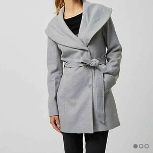 Le Chateau Small coat